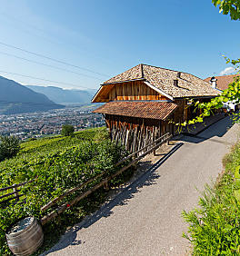 Vakantie op de boerderij dicht bij de stad in Zuid-Tirol