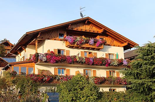 Kastnerhof - Elenco Photo
