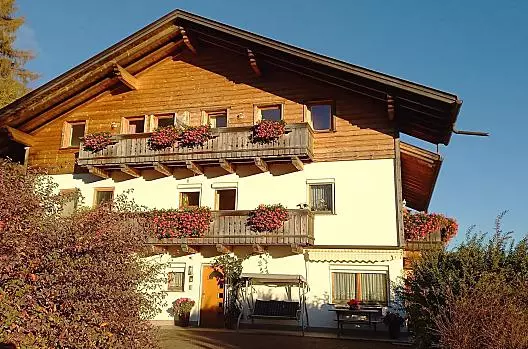 Steinerhof - Elenco Photo