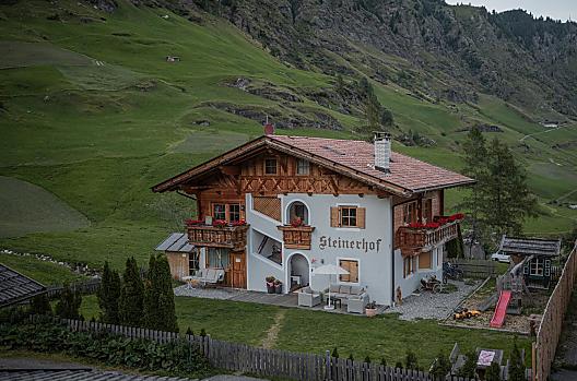 Steinerhof - Elenco Photo