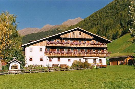 Kradorferhof - Elenco Photo