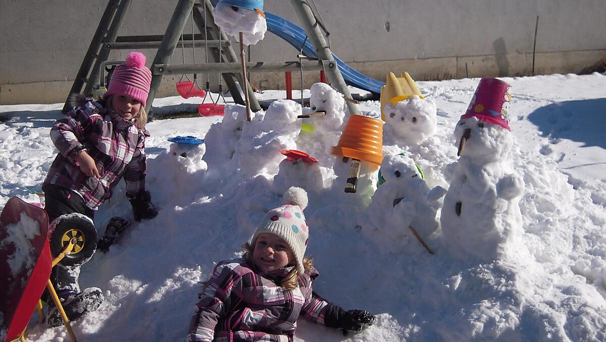 Sneeuwpoppen op de Weiss-Hof