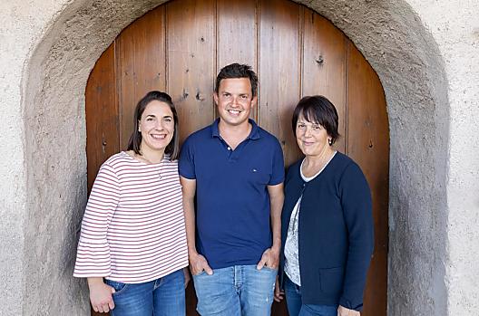 Egarter - Elenco Photo