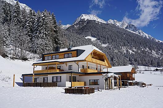 Hirberhof - Elenco Photo