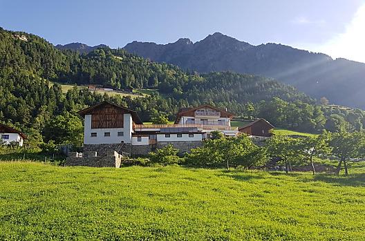 Gruberhof - Elenco Photo