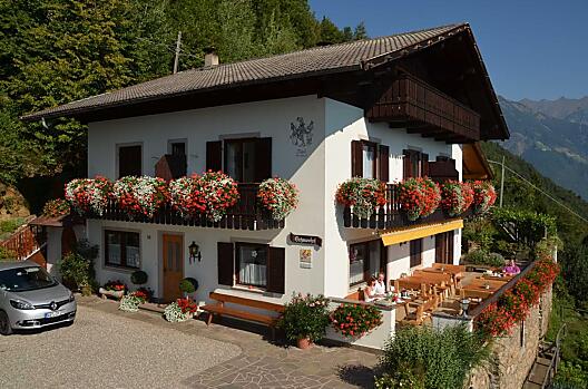 Vakantie op de Eichmannhof, een plekje op de eerste rang boven de kuurstad Meran
