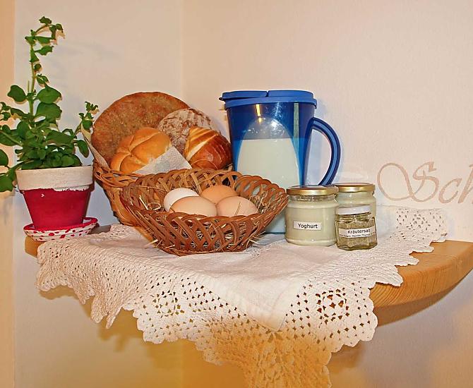 Producten van de boerderij voor uw ontbijttafel