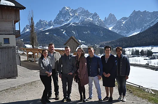 Kinigerhof - Elenco Photo