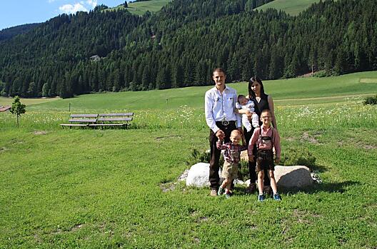 Haubenthal - Elenco Photo
