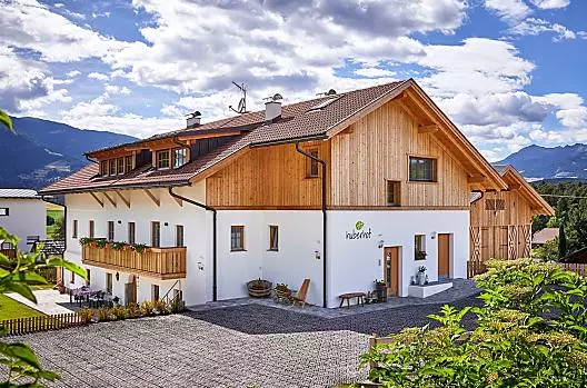 Huberhof - Elenco Photo