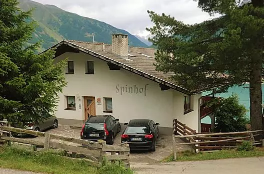 Spinhof - Elenco Photo