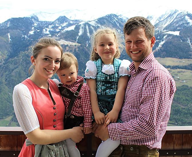 Tamara, Emil, Greta en Andreas