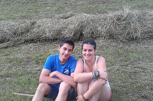 Meehelpen met de hooioogst