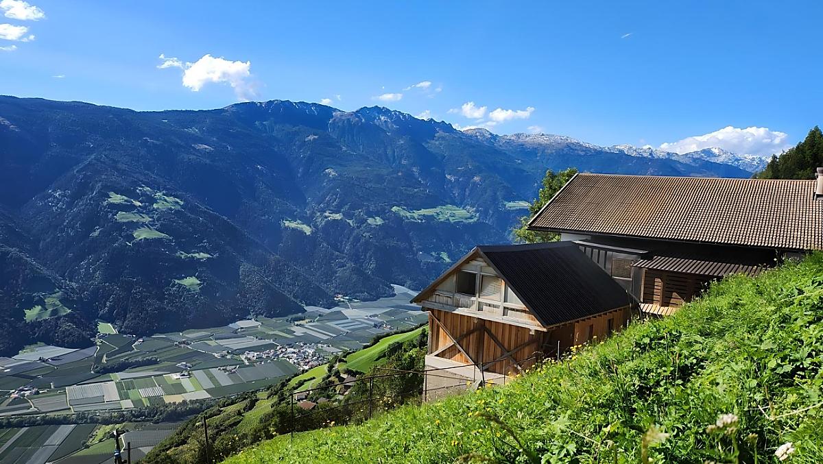 Panoramisch uitzicht over het dal