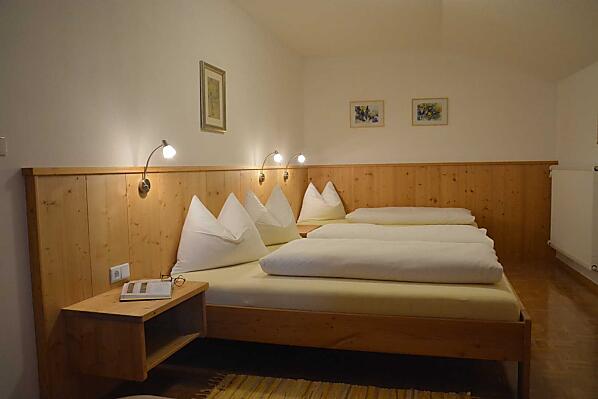 Huterhof - Camere e appartamenti Photo