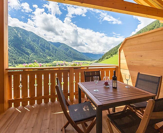 Sehr großer Balkon mit Platz zum Sonnenliegen