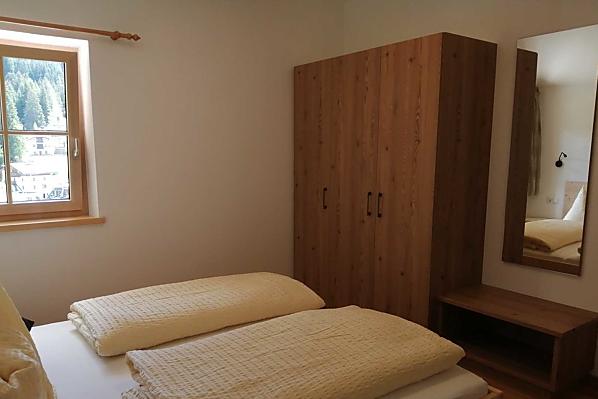 Das Schlafzimmer, wo Sie von der Sonne geweckt werden.