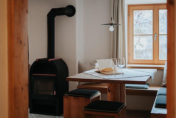 Essbereich mit Kamin