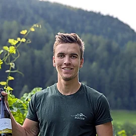 Weingut Santer - Padroni di casa Photo
