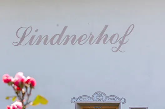 Lindnerhof - Elenco Photo