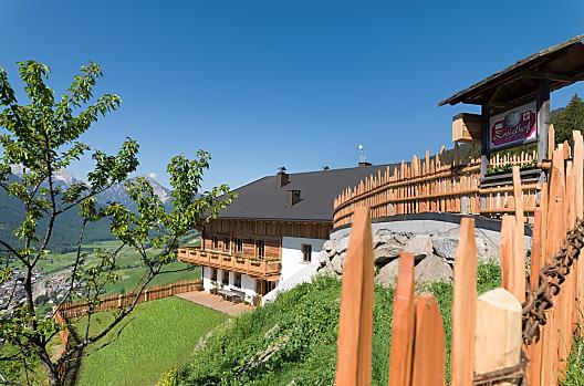 Zwiglhof - Elenco Photo