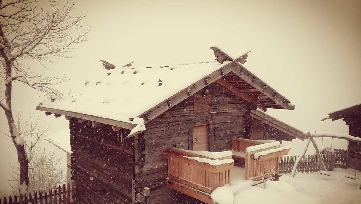 De lodge Kornkammer in de winter